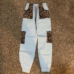women’s pants